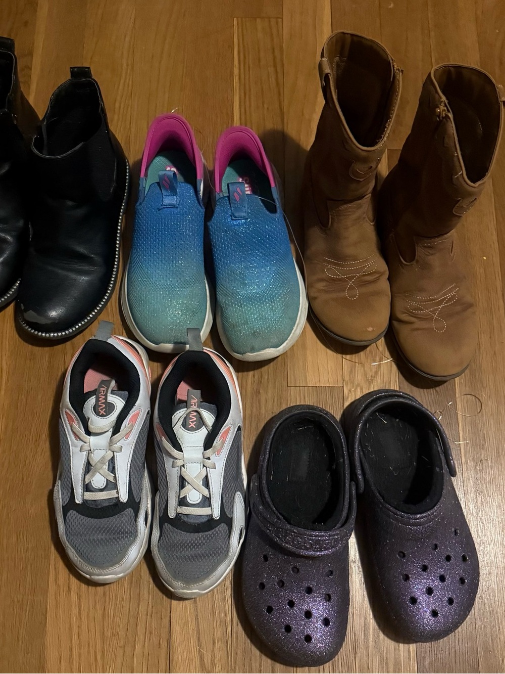 Kids Slip-On Athletic Sneakers in Blue and Pink